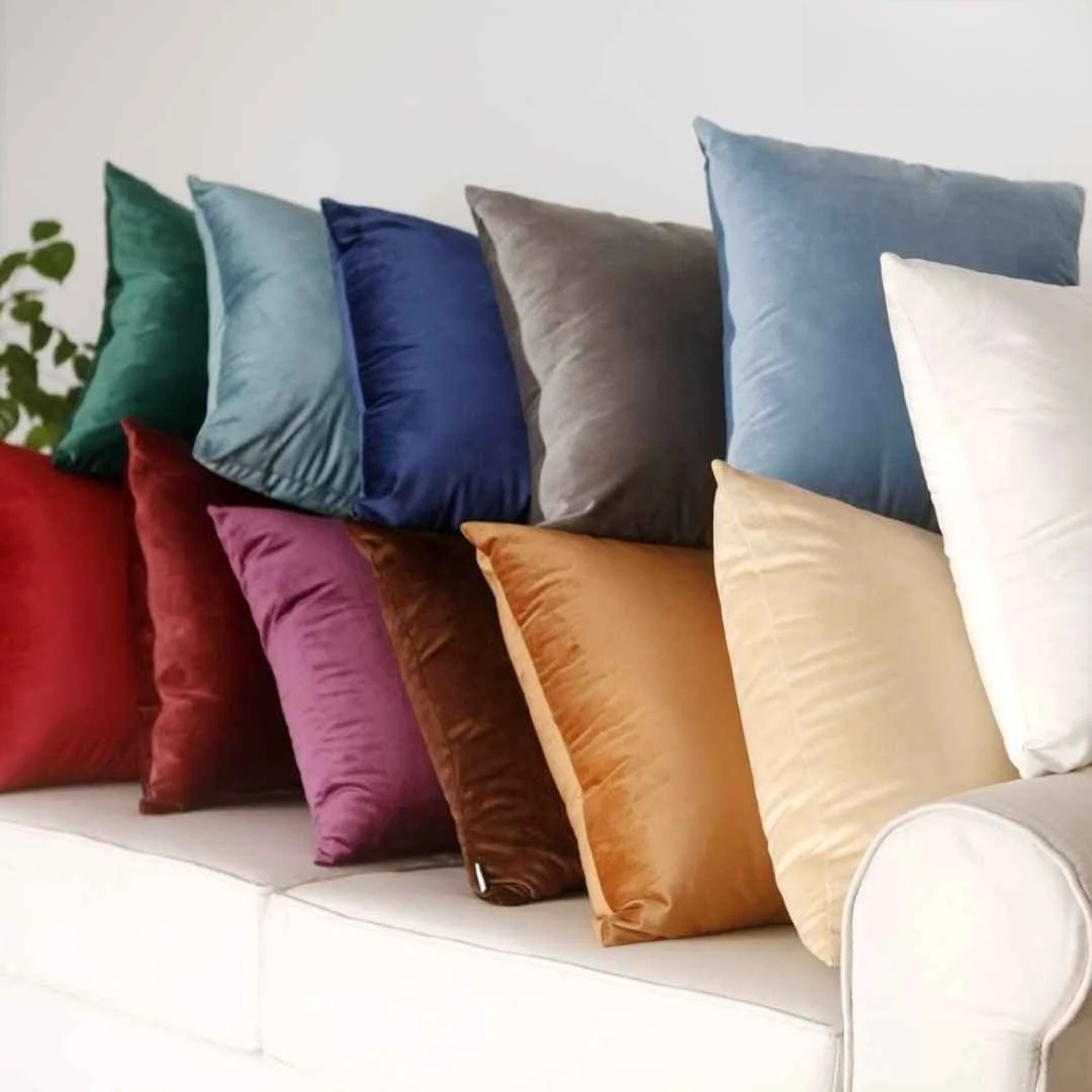 Velvet Vibes Chic Cushion Cover